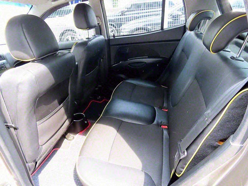 KIA Morning - Vista 6