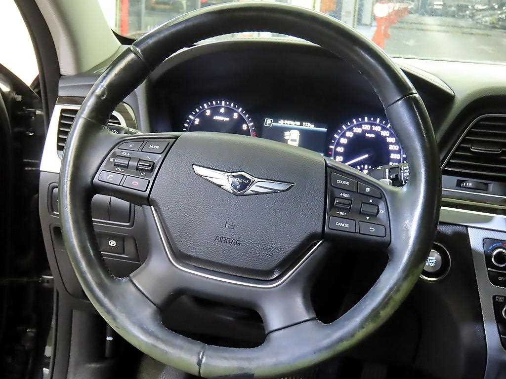 Genesis G80 - Vista 8