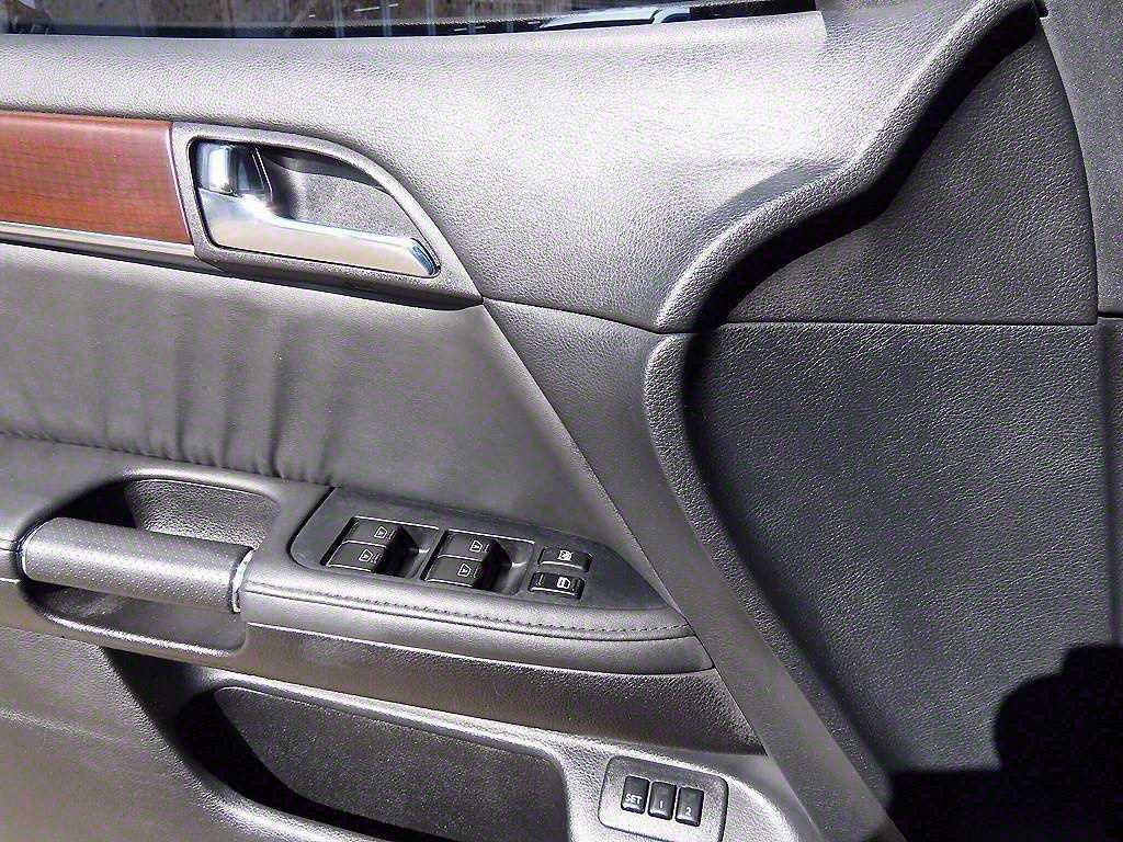 Infiniti M - Vista 11