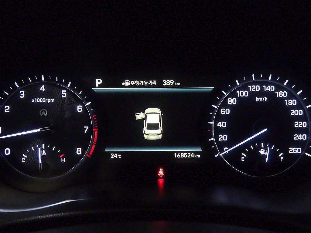 Genesis G80 - Vista 9