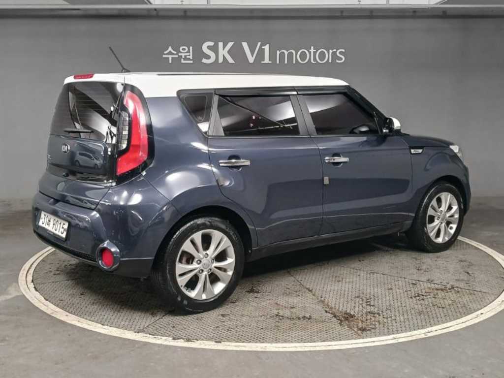 KIA Soul - Vista 4