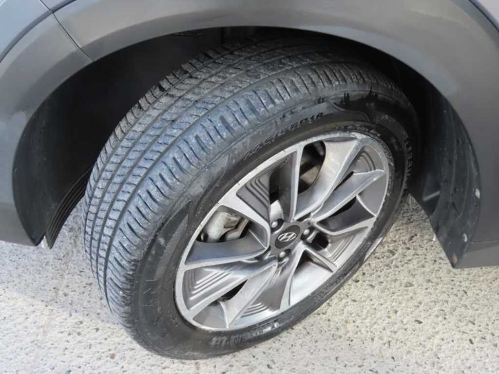 HYUNDAI Tucson 2018 Gris - Importación desde Corea - HF Imports Iquique - Foto 19