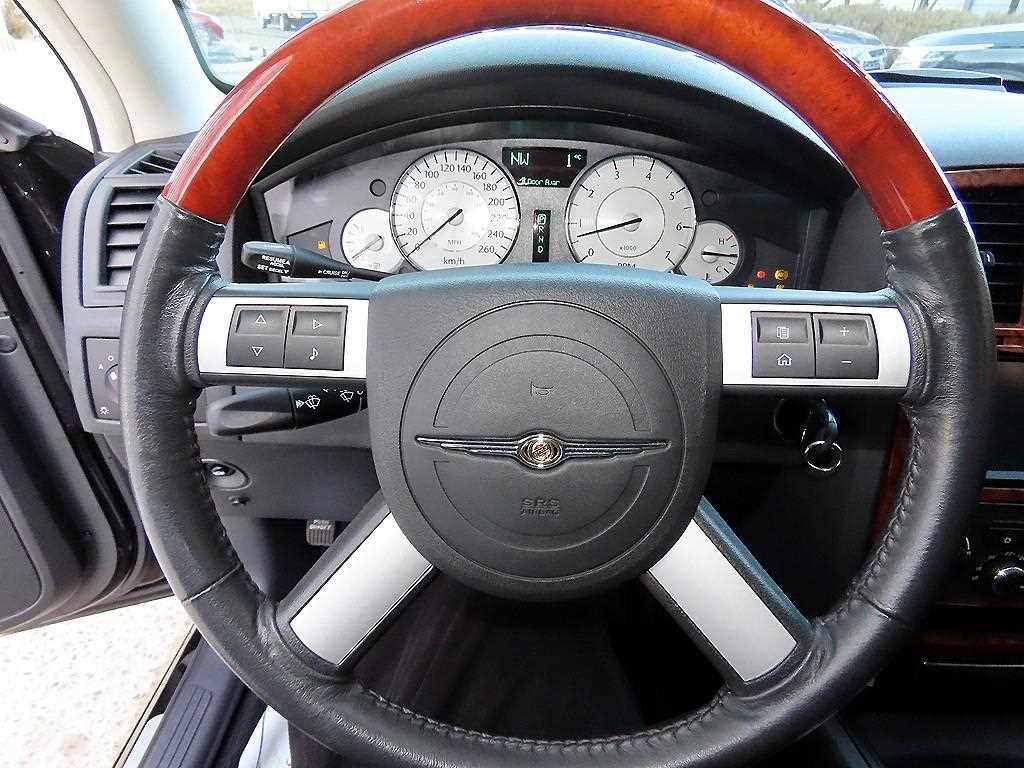 Chrysler 300C - Vista 8