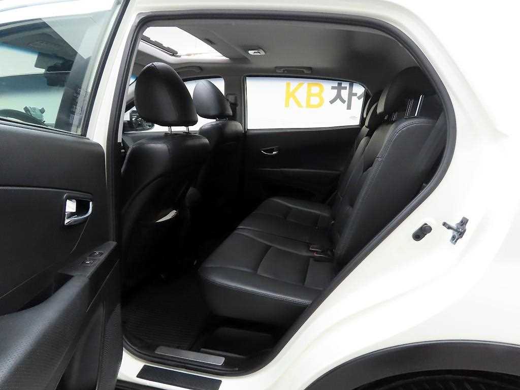 Ssangyong Korando 2012 Blanco - Importación desde Corea - HF Imports Iquique - Foto 13