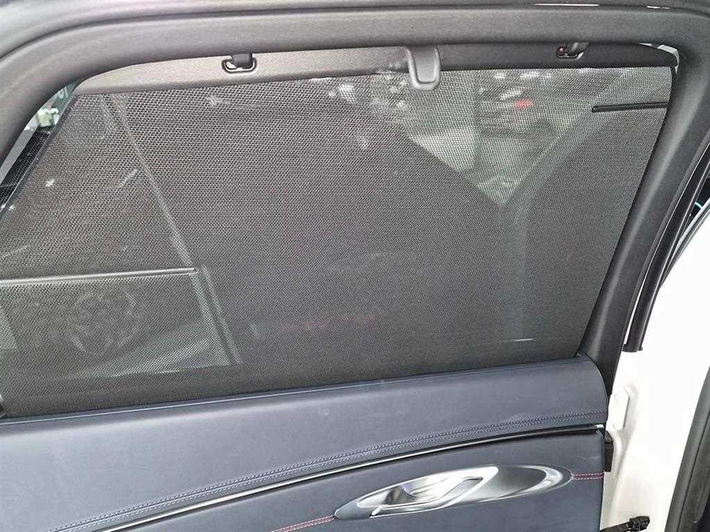 Genesis GV70 2024 Blanco - Importación desde Corea - HF Imports Iquique - Foto 15