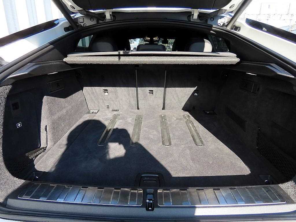 BMW X6 2024 Blanco - Importación desde Corea - HF Imports Iquique - Foto 17