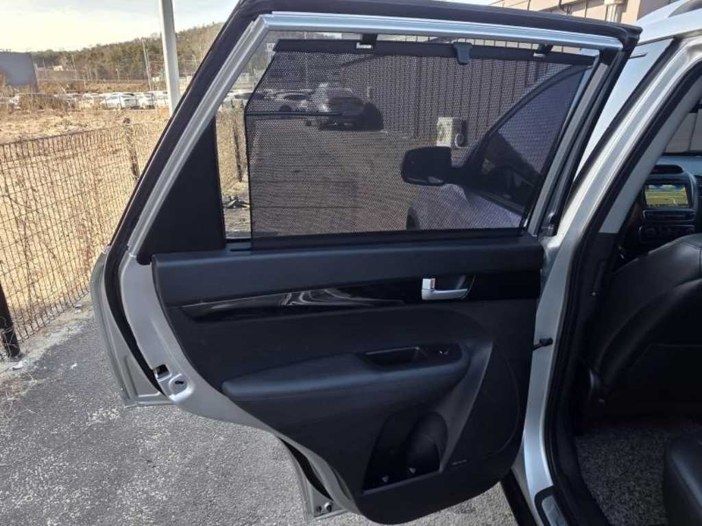 KIA Sorento - Vista 6