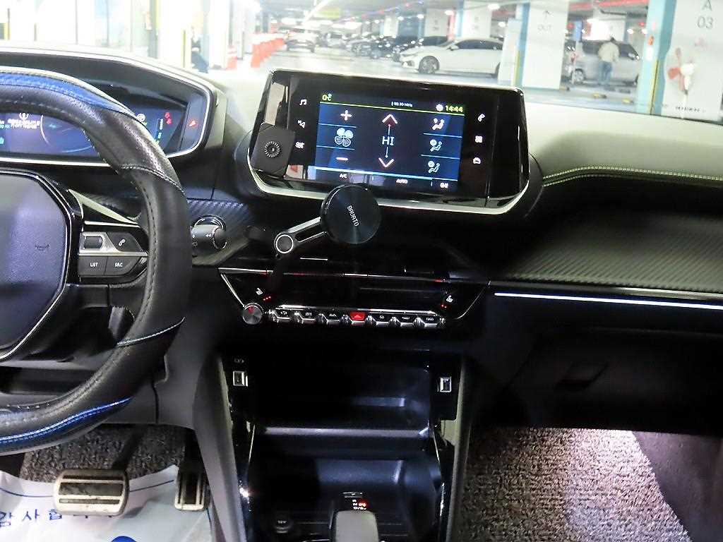 Peugeot 2008 - Vista 11