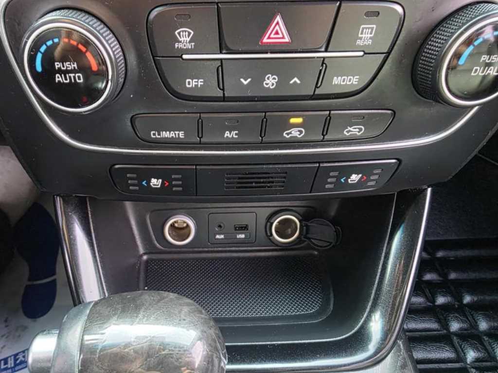 KIA Sorento 2014 Plateado - Importación desde Corea - HF Imports Iquique - Foto 19