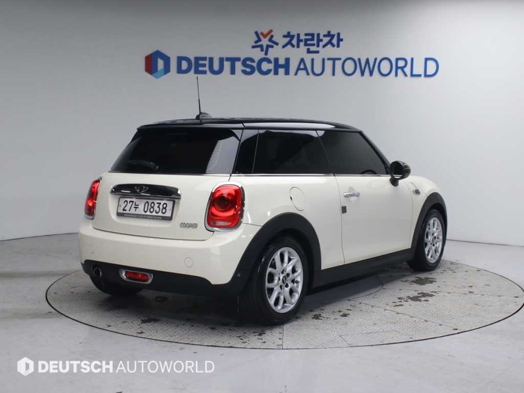 Mini Cooper - Vista 2