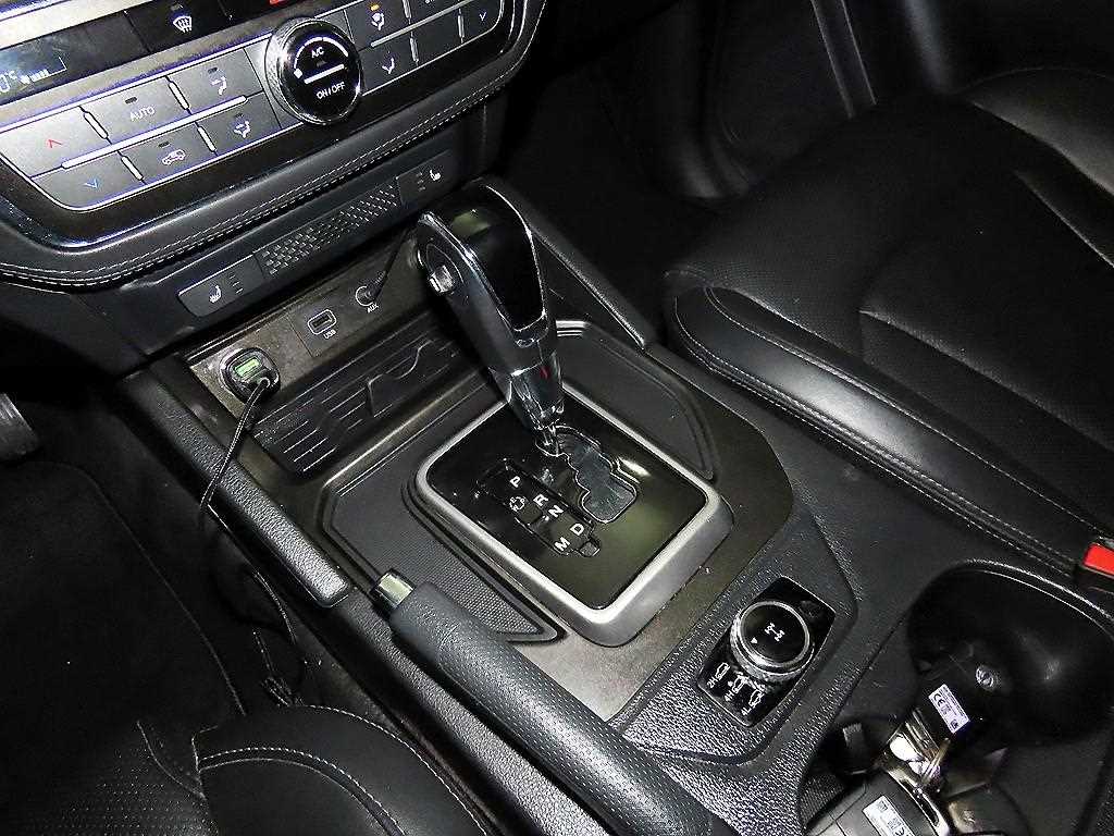 Ssangyong Rexton - Vista 12