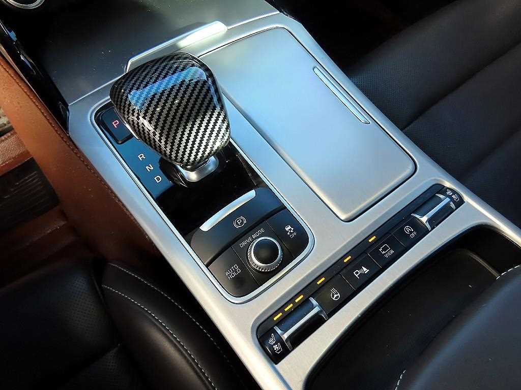 KIA Stinger - Vista 11