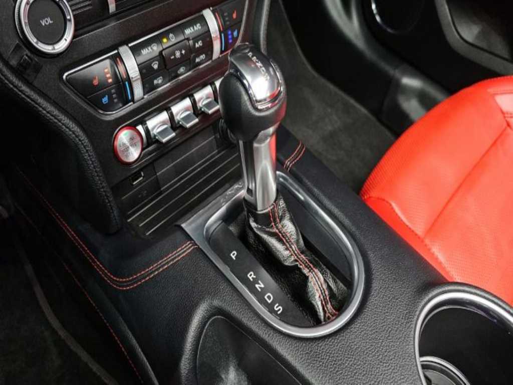 Ford Mustang - Vista 9