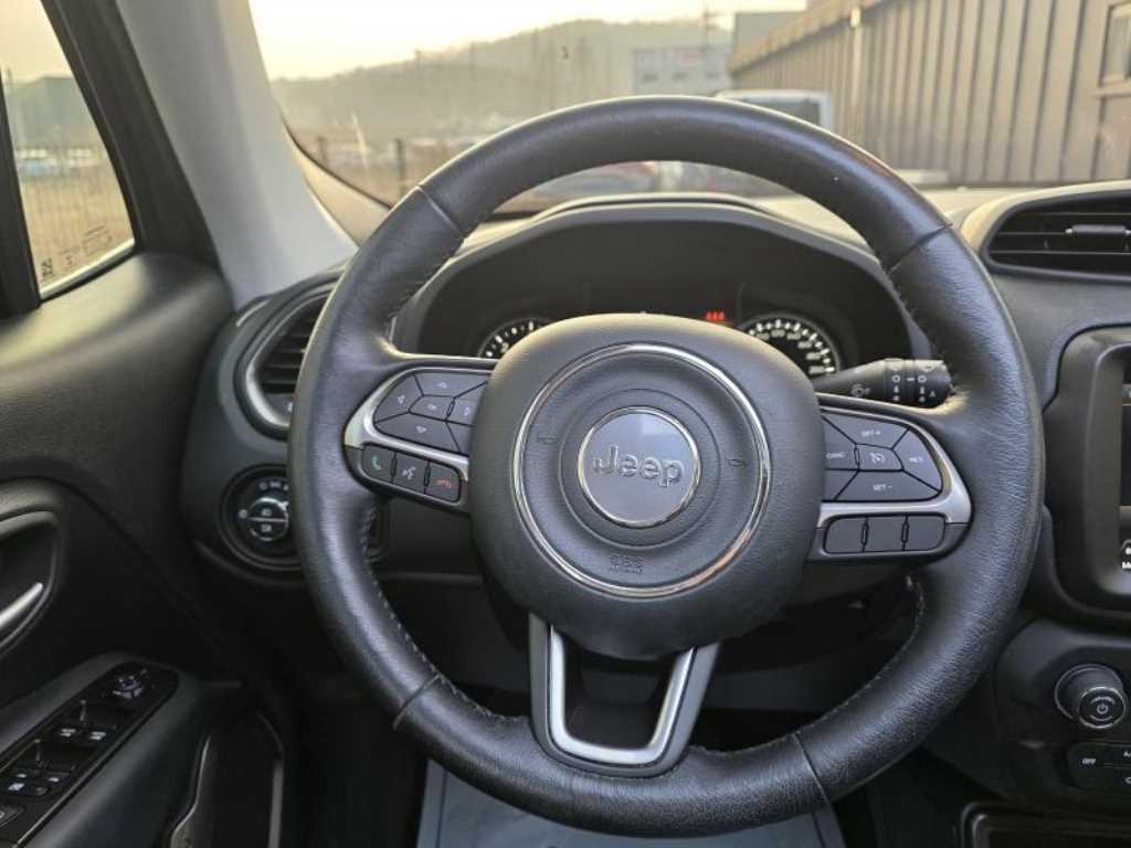 Jeep Renegade - Vista 9