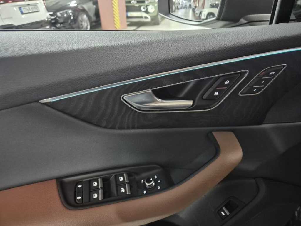 Audi Q7 - Vista 12
