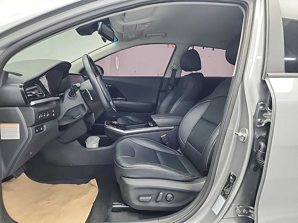 KIA Niro - Vista 11