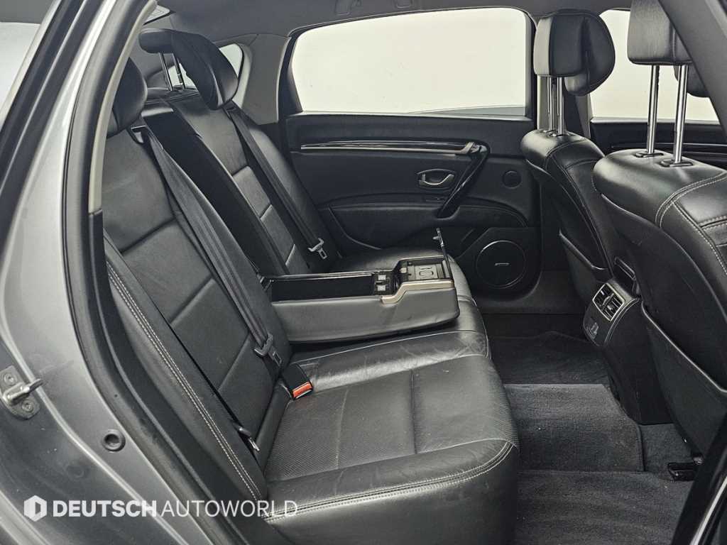 SAMSUNG SM7 - Vista 12