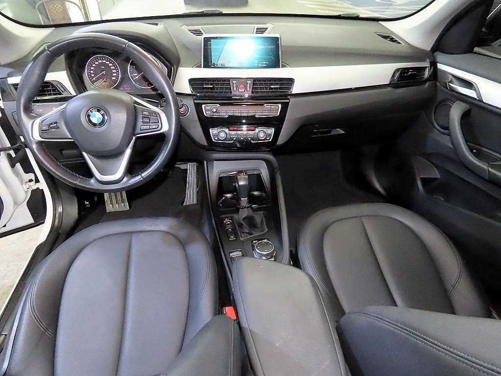 BMW X1 - Vista 10