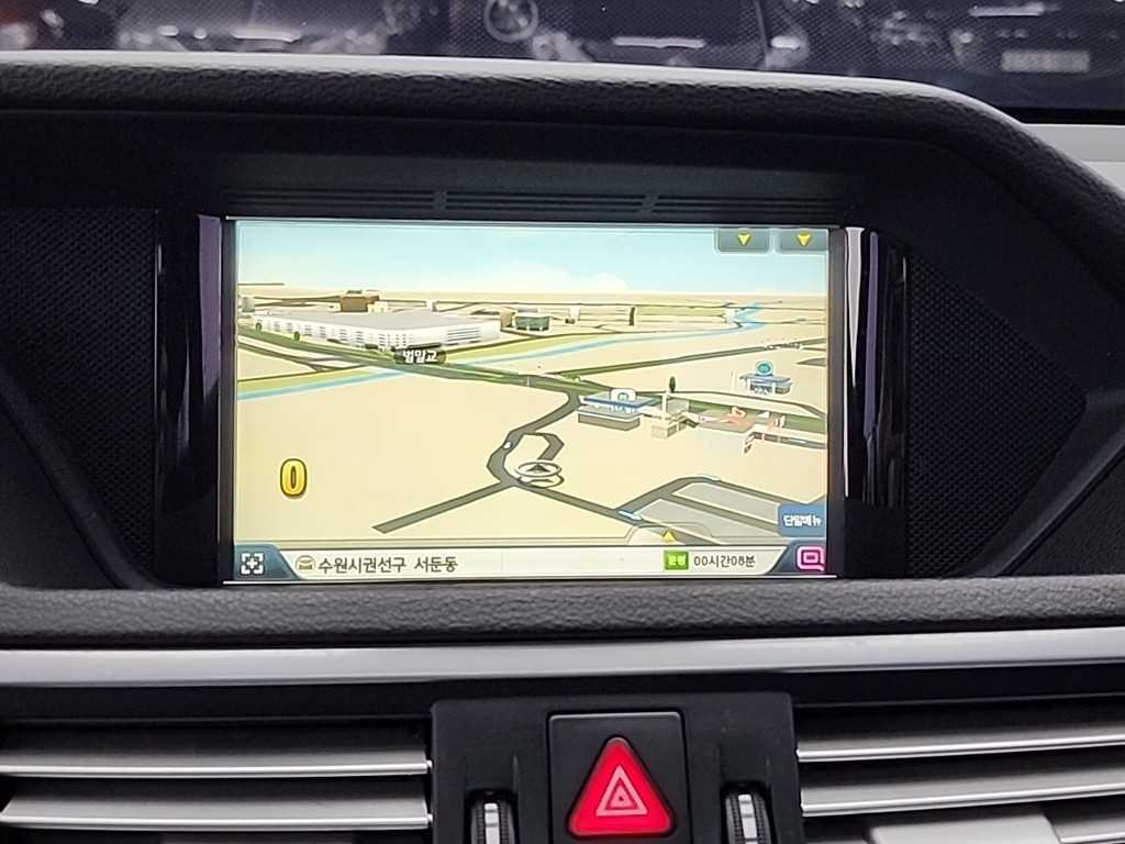 Mercedes Benz E class 2012 Negro - Importación desde Corea - HF Imports Iquique - Foto 15