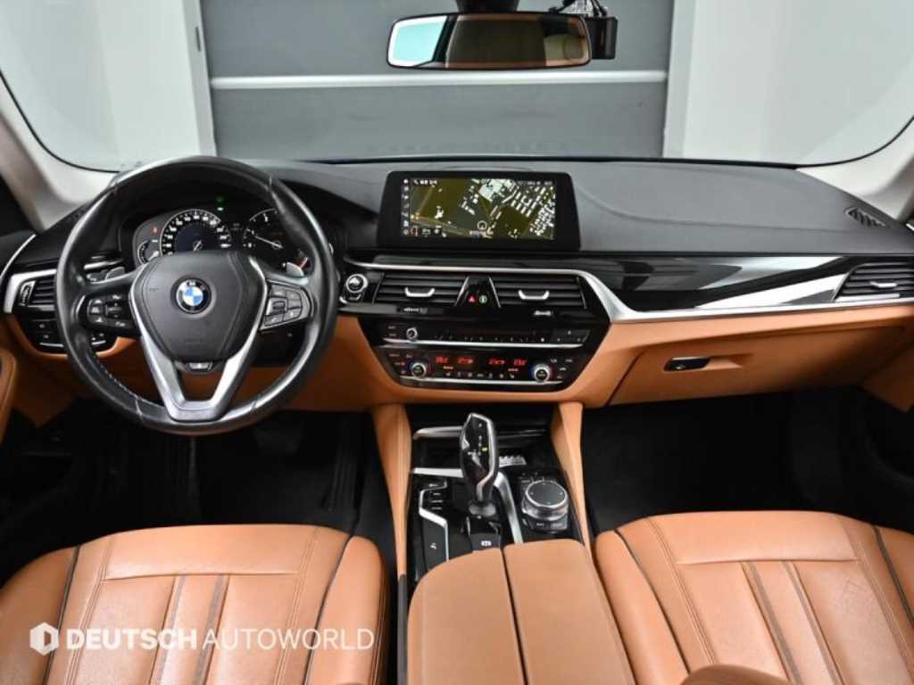 BMW 5 Series - Vista 7