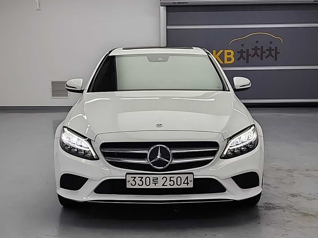 Mercedes Benz C Class - Vista 2