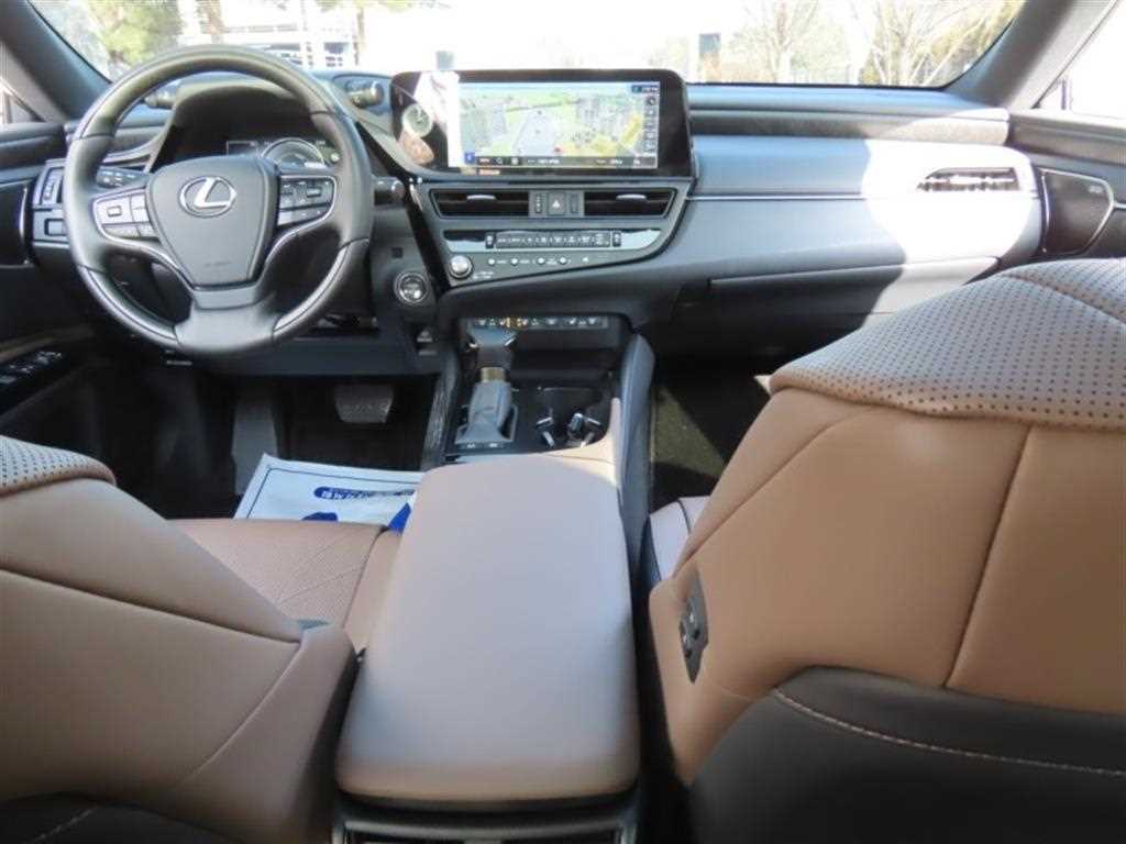 Lexus ES 2026 Blanco - Importación desde Corea - HF Imports Iquique - Foto 15