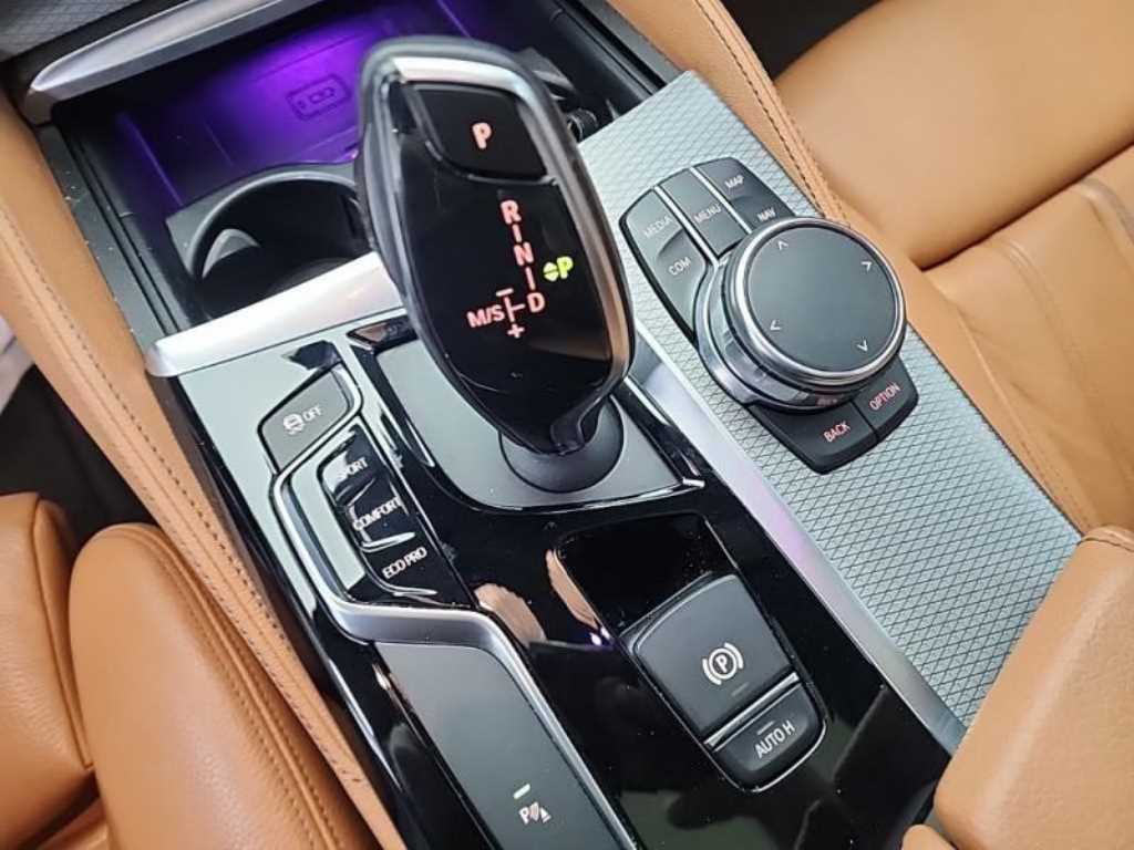 BMW 5 Series - Vista 8