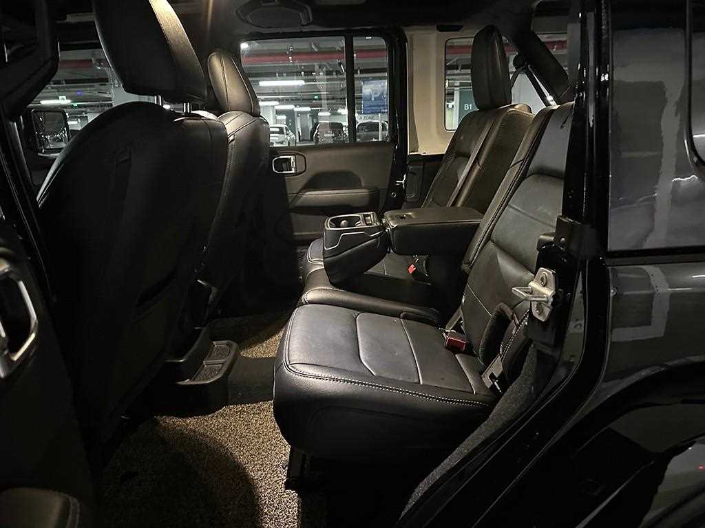 Jeep Wrangler - Vista 7