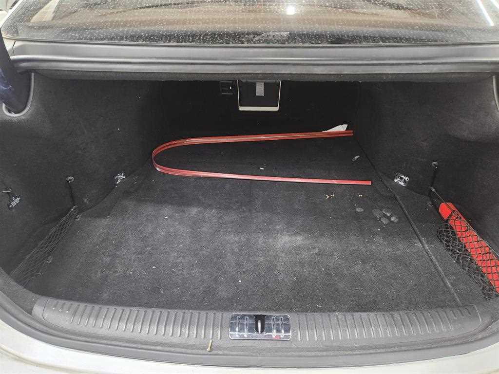 Genesis G90 2022 Blanco - Importación desde Corea - HF Imports Iquique - Foto 13