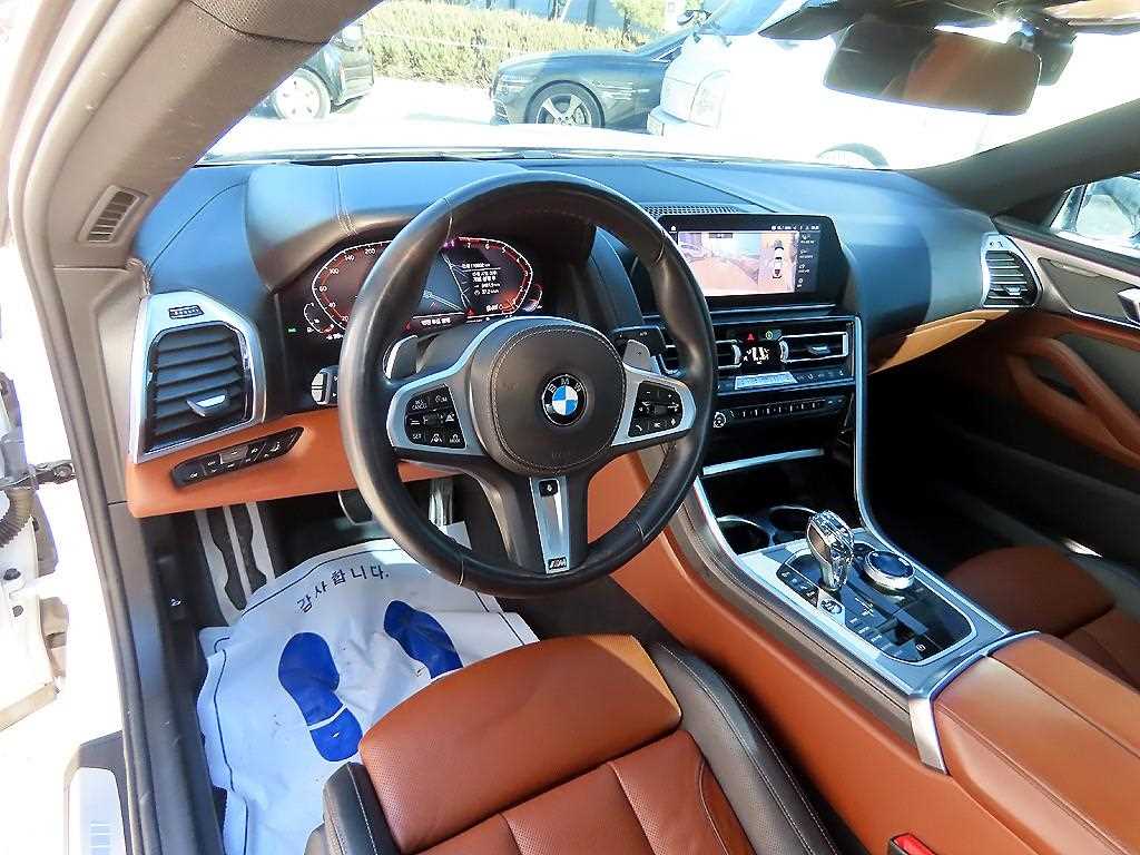 BMW 8 Series - Vista 7