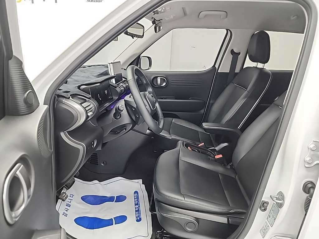 HYUNDAI Casper - Vista 11