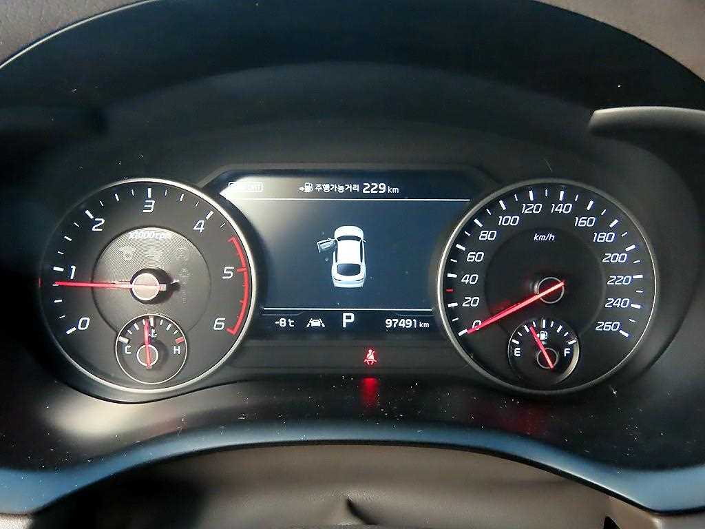 KIA Stinger - Vista 9