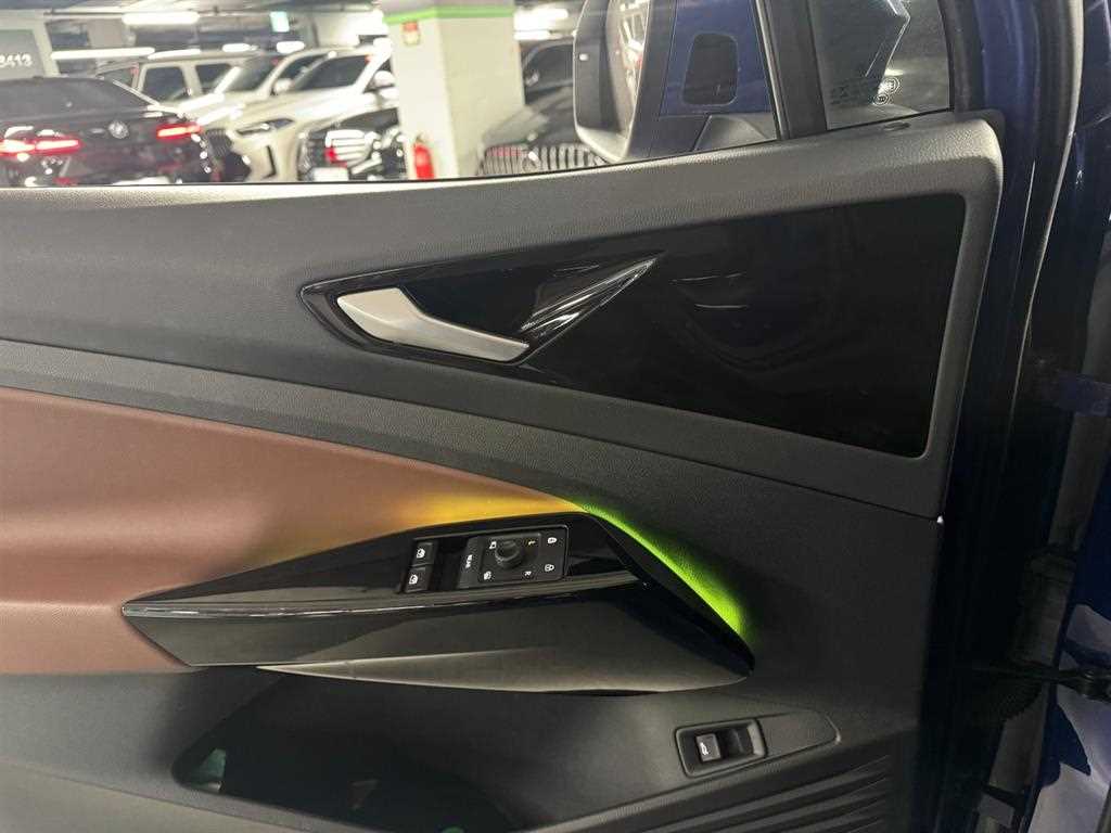 Volkswagen ID.4 - Vista 8