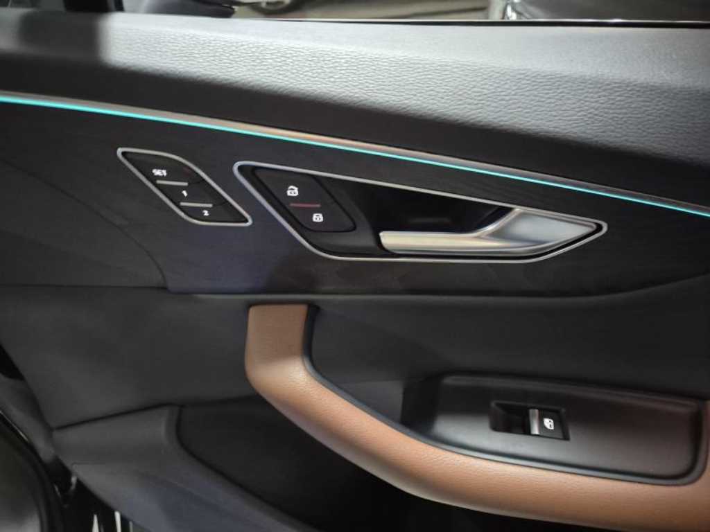 Audi Q7 - Vista 10