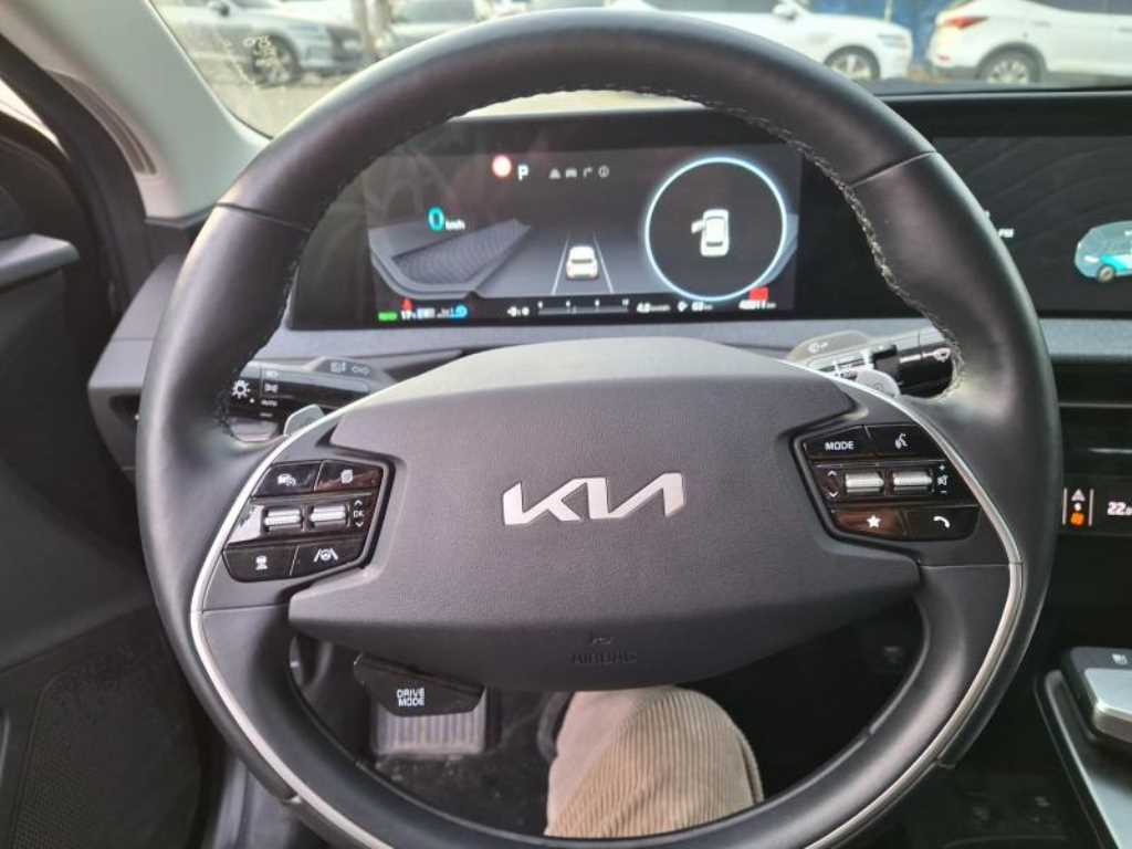 KIA EV6 - Vista 5
