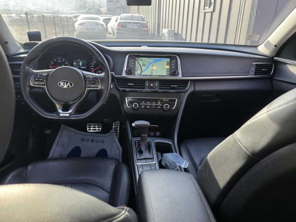 KIA K5 - Vista 7