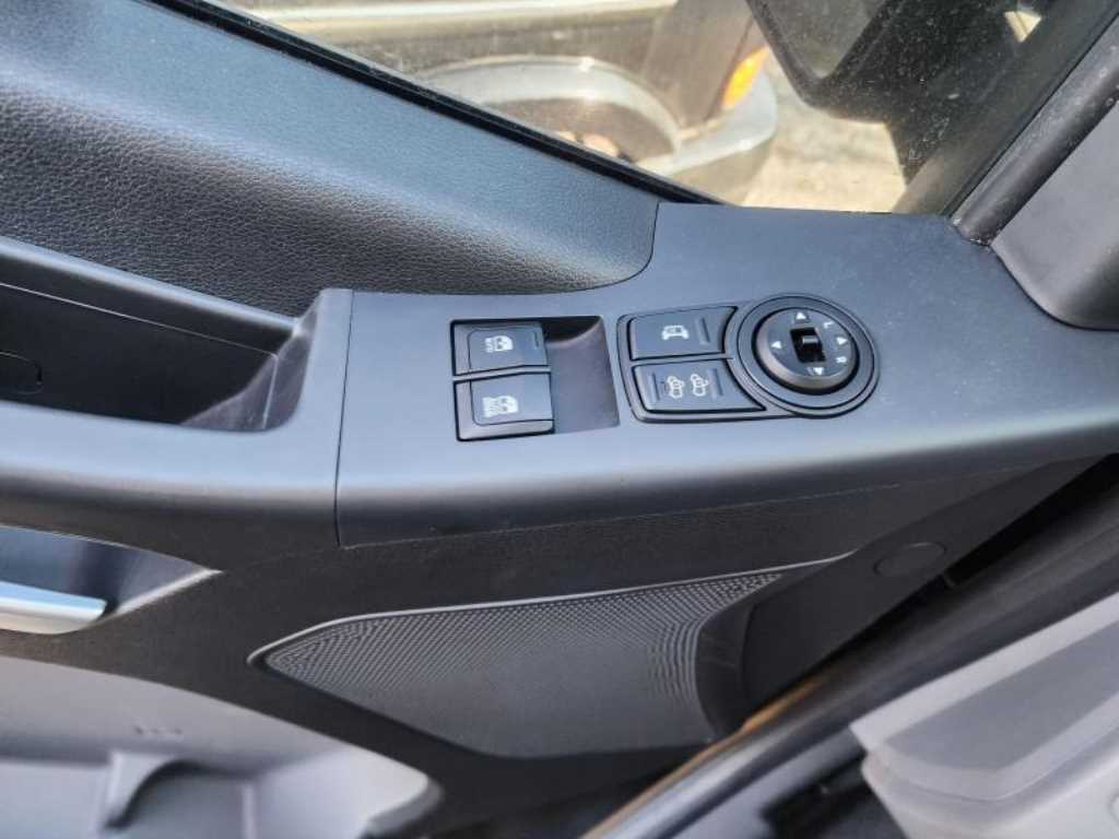 HYUNDAI Solati - Vista 8