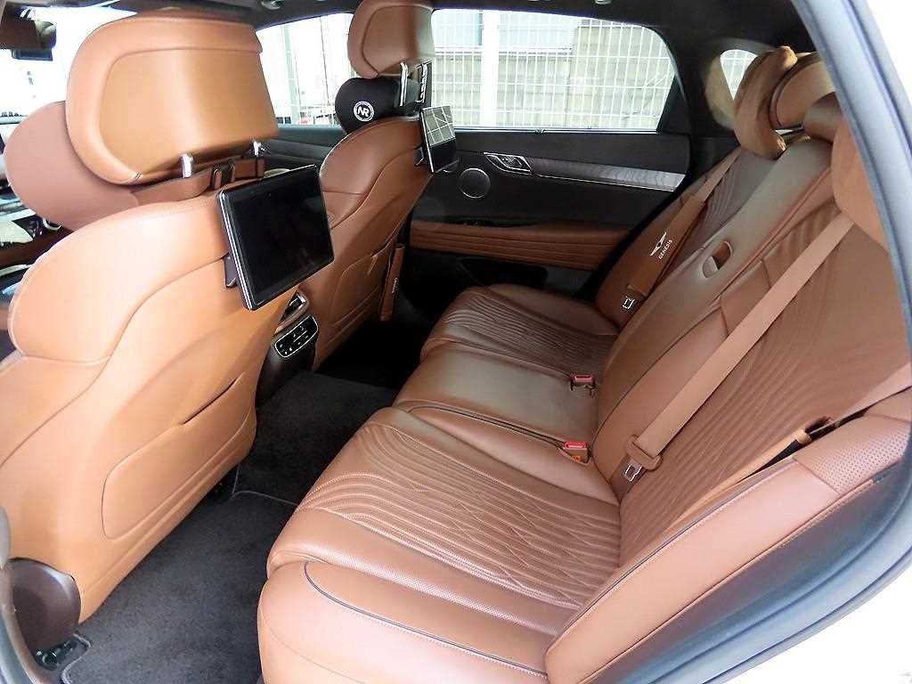 Genesis G80 - Vista 6