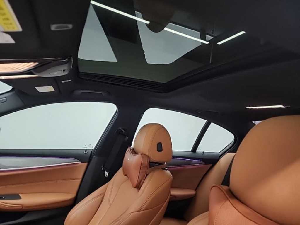 BMW 5 Series 2018 Blanco - Importación desde Corea - HF Imports Iquique - Foto 14