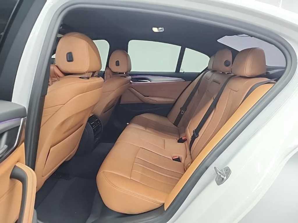 BMW 5 Series - Vista 12