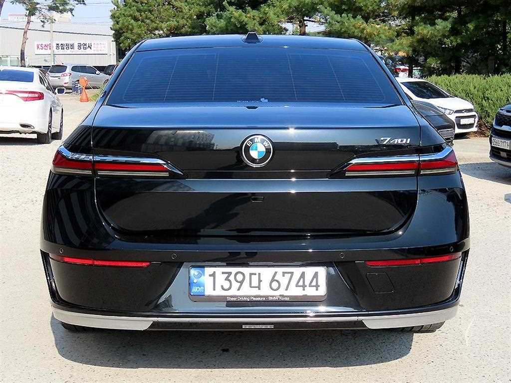 BMW 7 Series - Vista 6