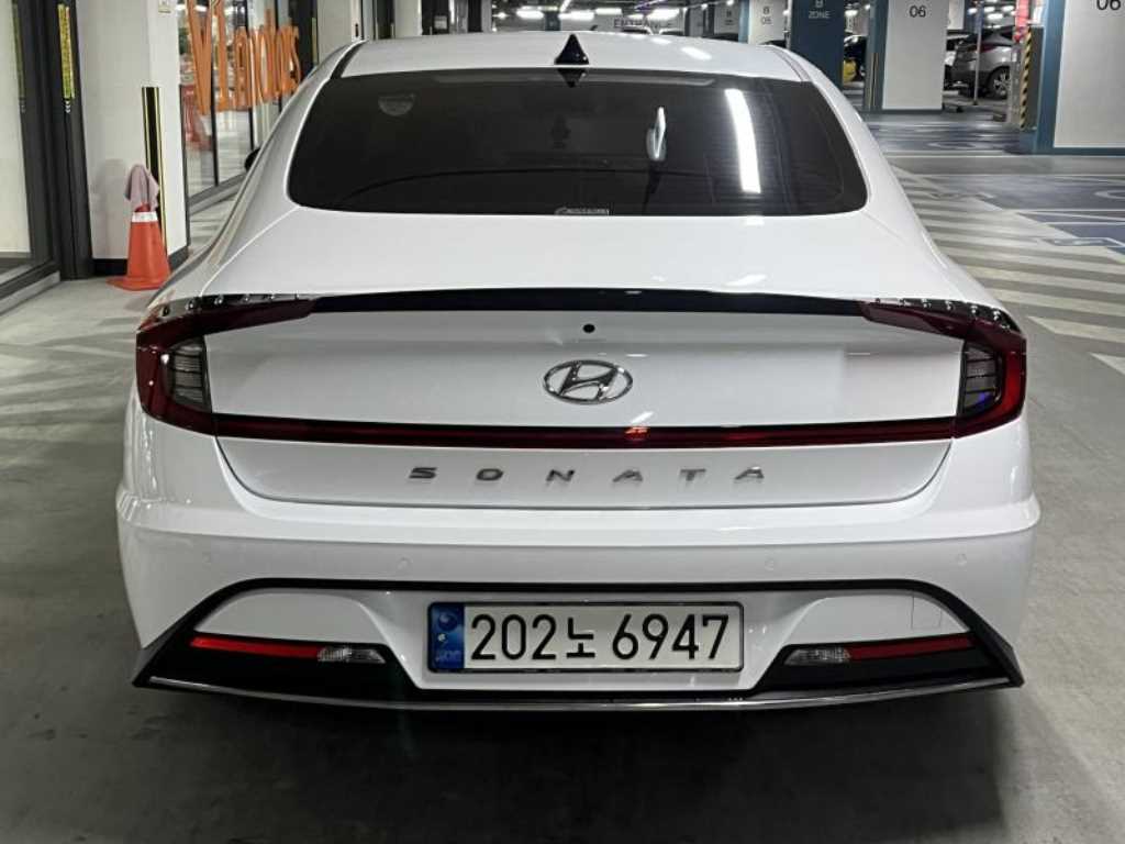 HYUNDAI Sonata - Vista 5
