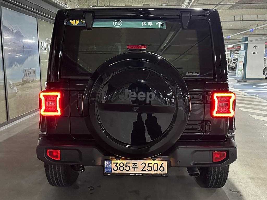 Jeep Wrangler - Vista 5