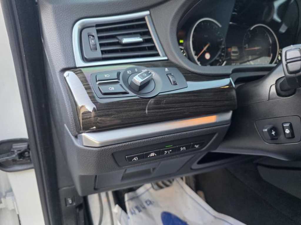 BMW Gran Turismo 2016 Blanco - Importación desde Corea - HF Imports Iquique - Foto 16