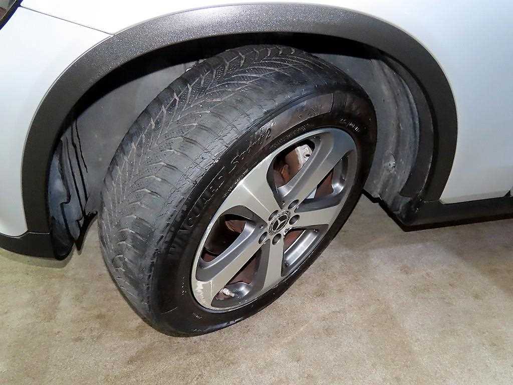 Mercedes Benz GLC Class 2019 Gris - Importación desde Corea - HF Imports Iquique - Foto 20