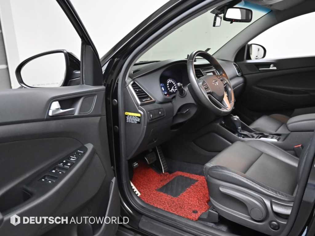 HYUNDAI Tucson - Vista 11