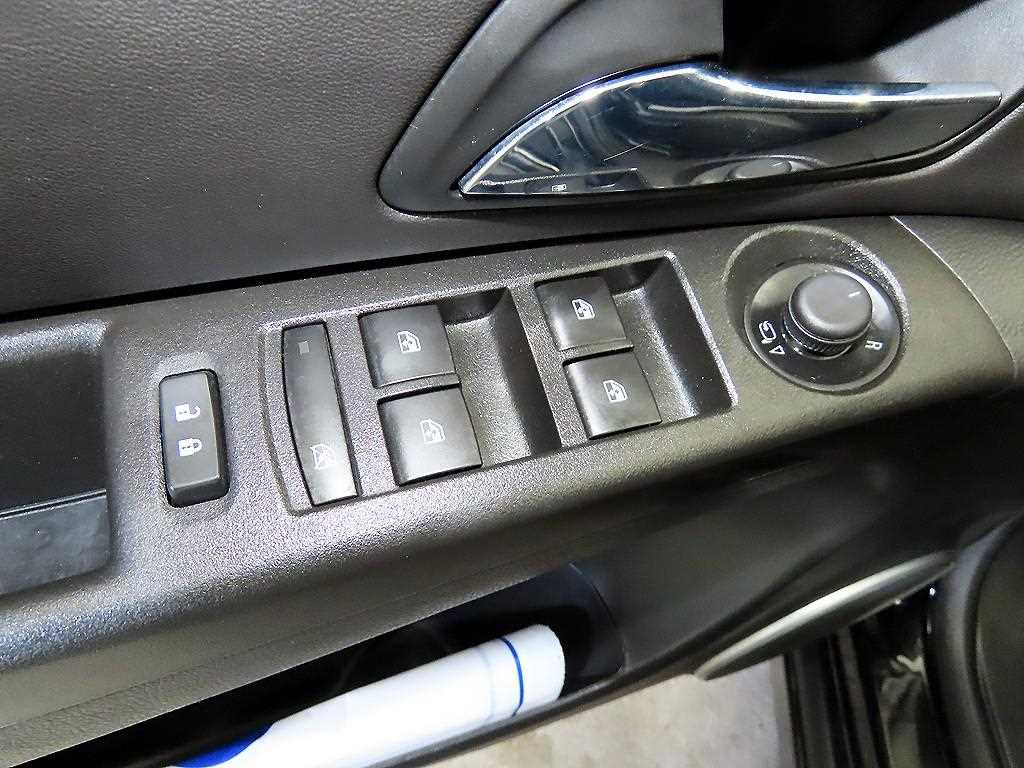 Chevrolet Cruise 2016 Negro - Importación desde Corea - HF Imports Iquique - Foto 13