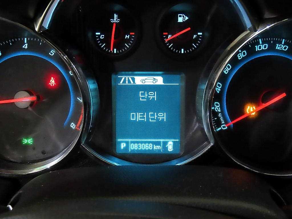 Chevrolet Cruise - Vista 9