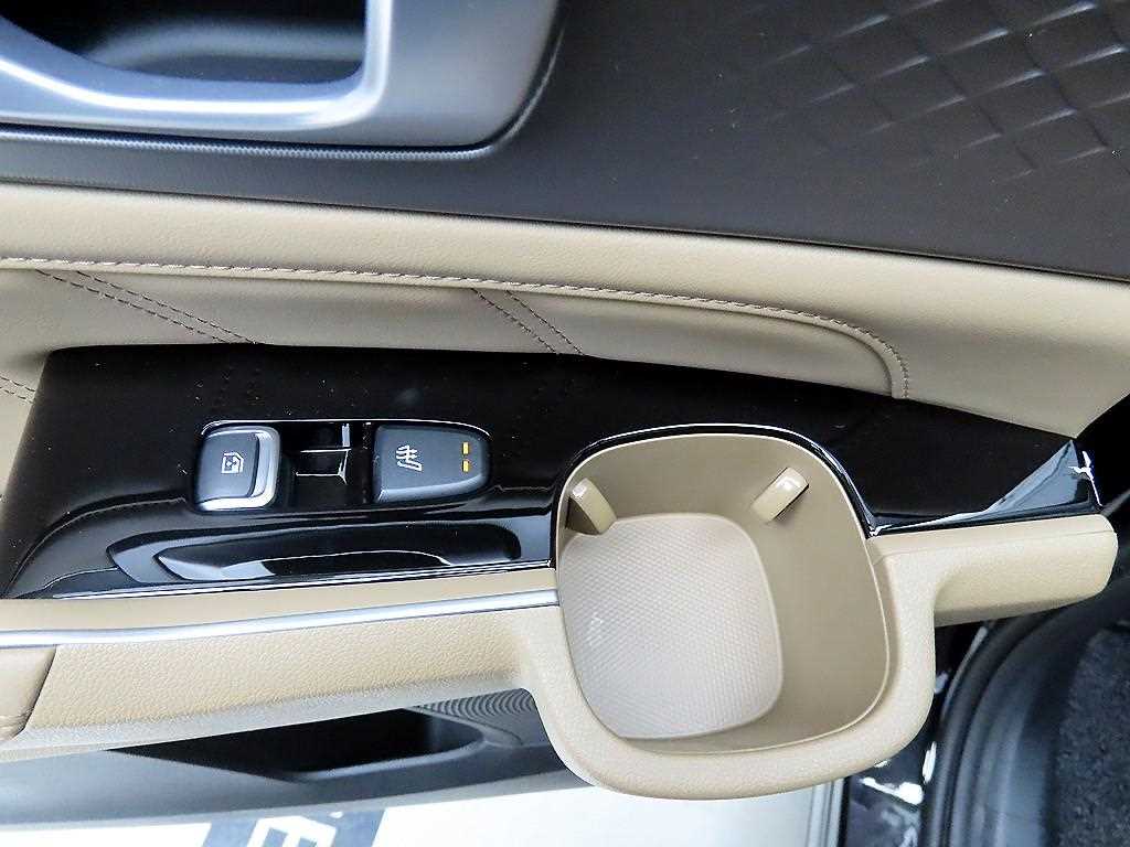 KIA Sorento - Vista 12