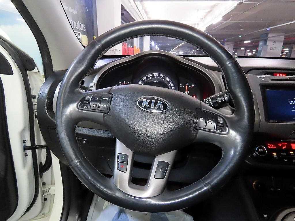 KIA Sportage - Vista 8